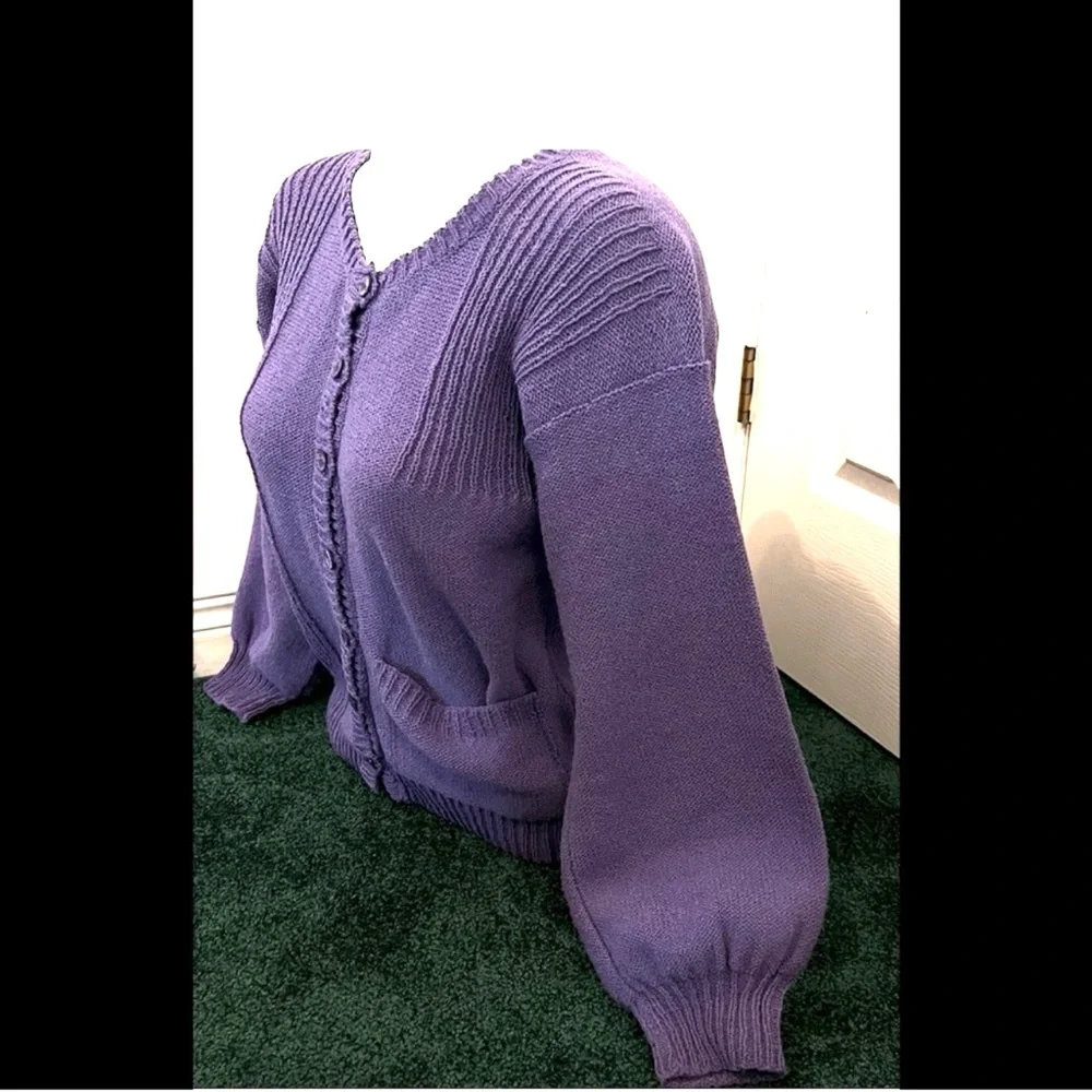 Vintage Handknitted Cardigan & Hat Set · Lilac Quiet Luxury Heirloom - Picture 3 of 16